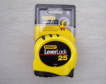 25' STANLEY LEVERLOCK 30-825 Tape Measure Measuring Tape  Made in USA