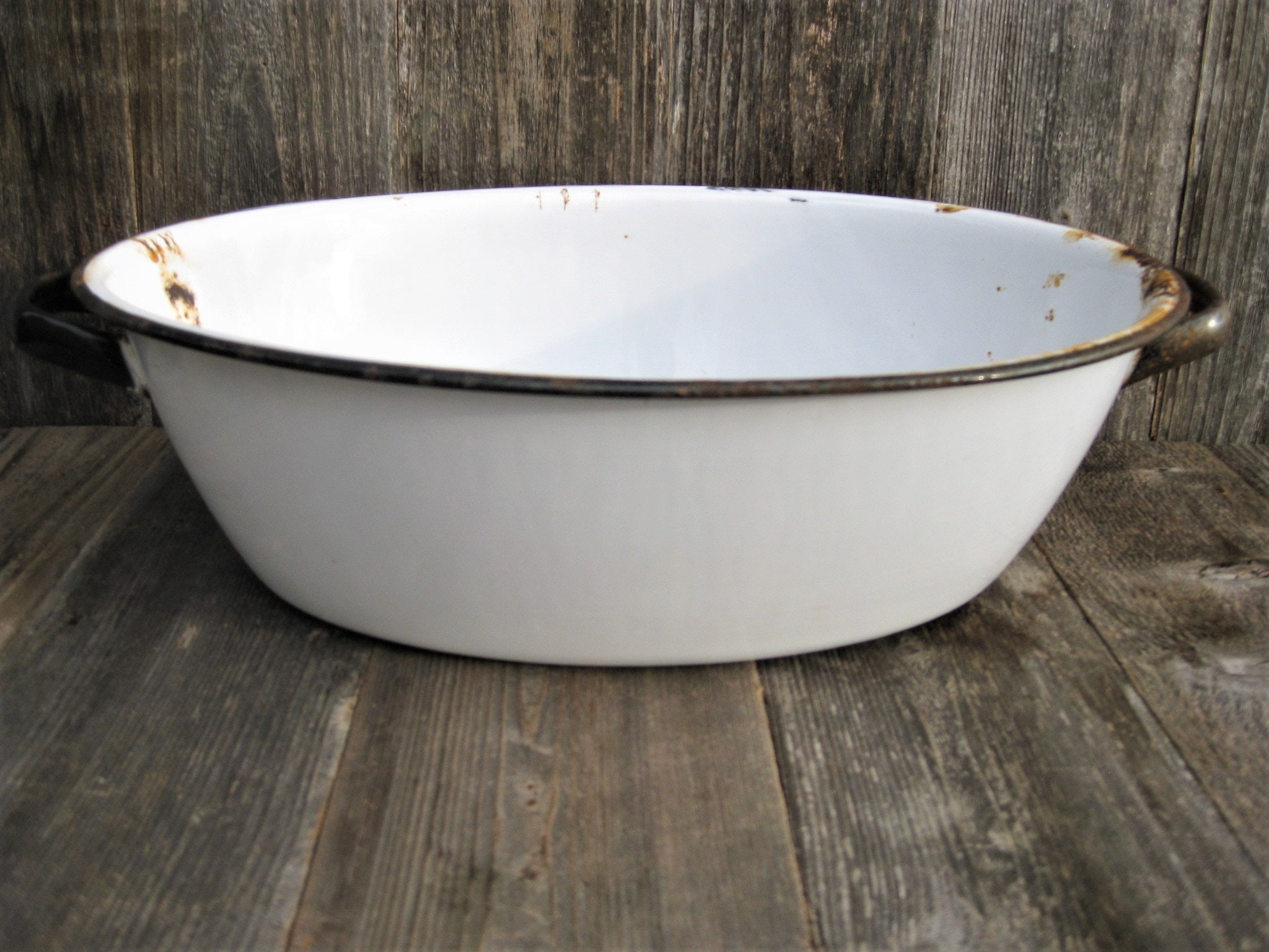 reporcelain tub