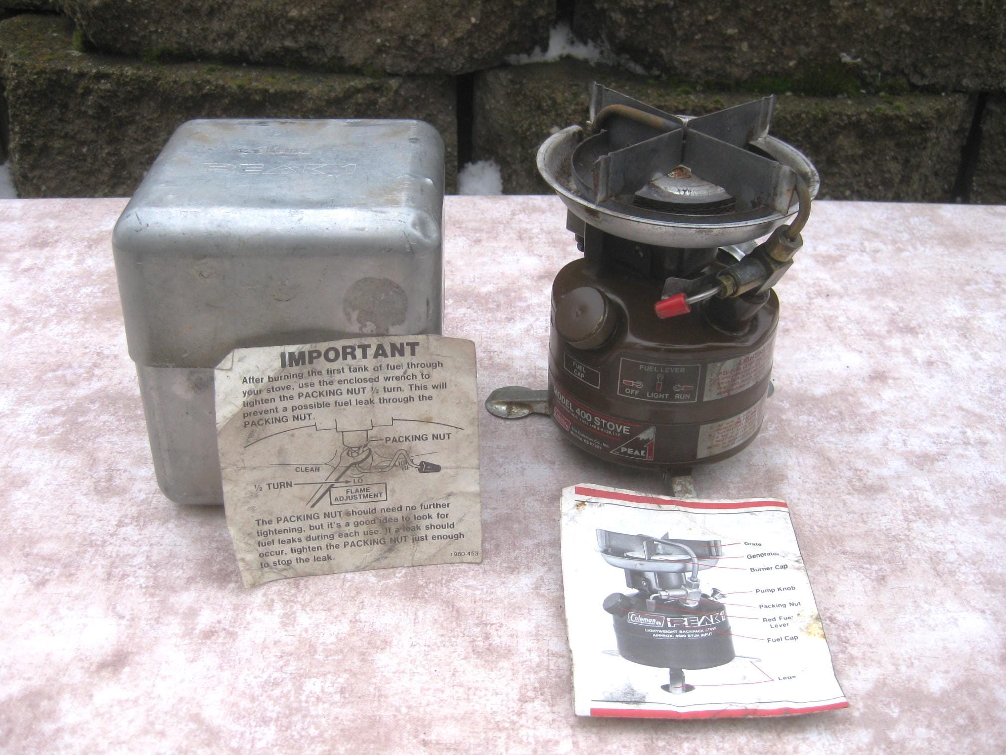 1984 COLEMAN Peak 1 Model 400 Single Burner Lightweight Backpack