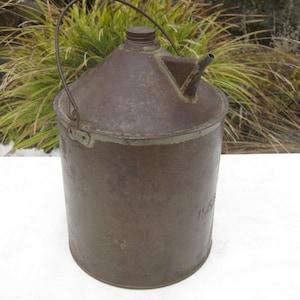 Vintage NORTHERN PLAINS RAILROAD (N.P.R.) Oil Kerosene Can  Railroad Memorabilia
