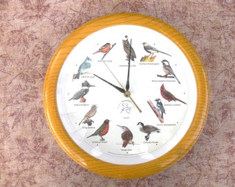 National Audubon Society 13.5" Singing Bird Quartz Wall Clock  Sounds on the Hour