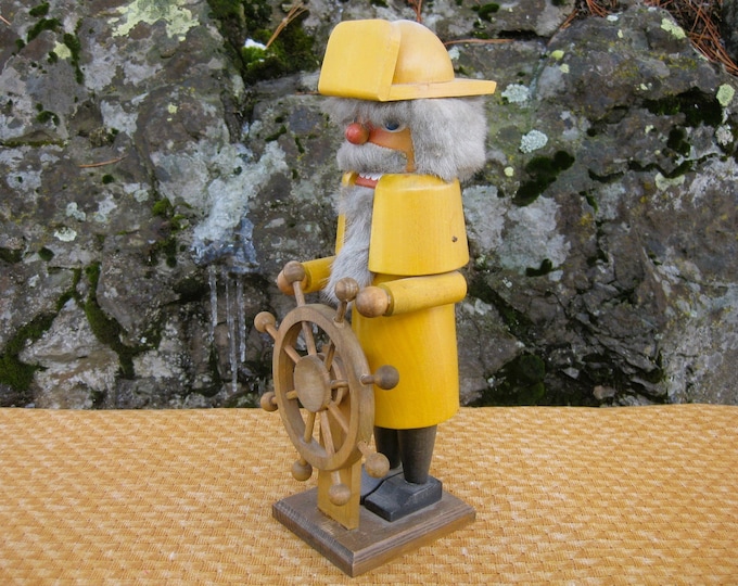 ZUBER Nutcracker Sea Captain Old Man and the Sea German Folk Art West