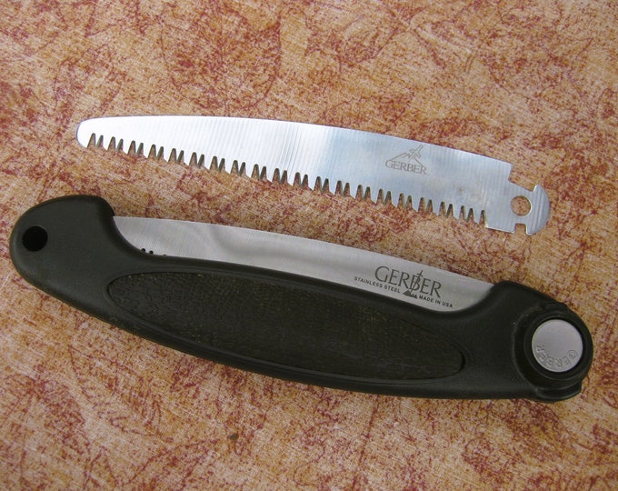 GERBER Exchangeablade Folding Camping Hunting Saw W/ Extra Blade