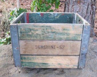 1952 SUNSHINE Heavy Hardwood Wood Metal Frame Milk Crate Carrier