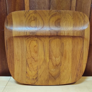 teak cheese board, Nissen, Denmark, Danish Modern, Midcentury Modern, MCM