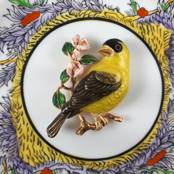 Joan Rivers Finch Bird Pin, Flights Of Fancy, Yellow Enamel, Gold Tone Lapel Pin, Bird Brooch, Jewelry Gift for Her