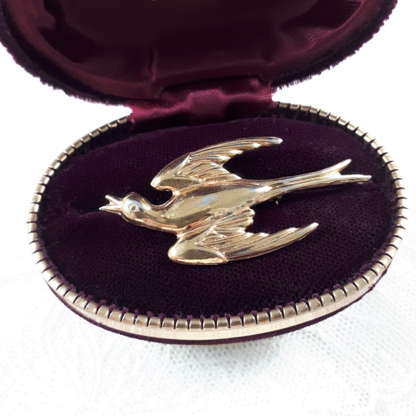 Coro Gilt Sterling Silver Bird Pin, Vintage Sweetheart Swallow Brooch, Silver Gilt