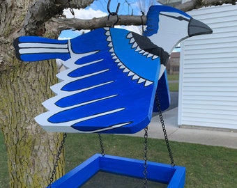 Blue Jay Feeder