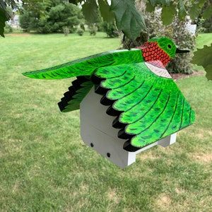 Hummingbird House image 7