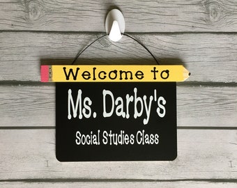 Custom Teacher Sign, Teacher Sign, Teacher Decor, Classroom Sign, Personalized Teacher Sign, Teacher Gift, Teacher Sign for Classroom Door