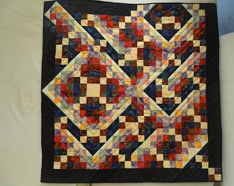 Patchworkdecke mit schönen Batikstoffen