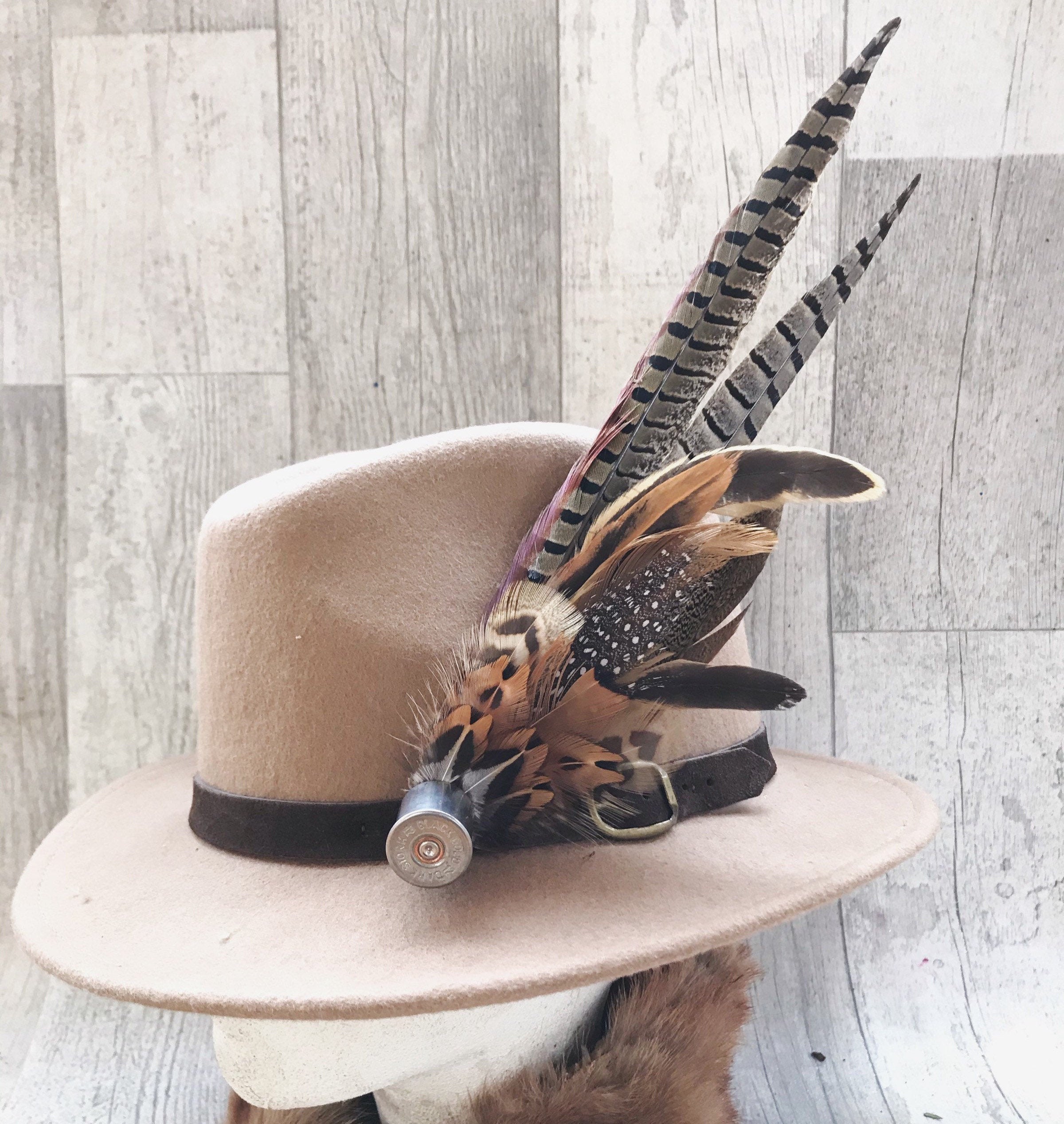 Pheasant feather hat pin Outlet
