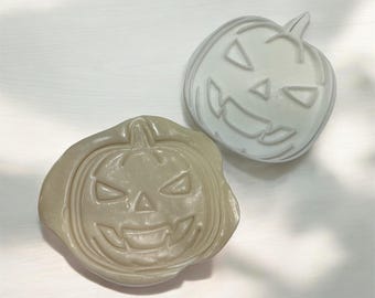 Foremka do ciastek w kształcie dyni Jack-o-lantern na Halloween