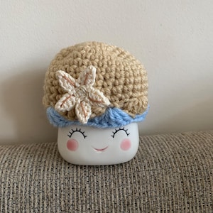 Crochet starfish marshmallow mug hat