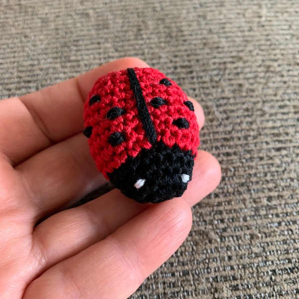 Crochet mini ladybug