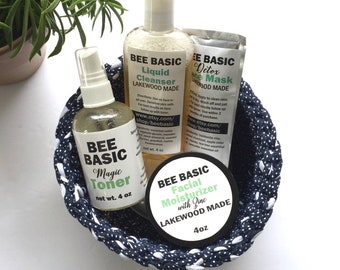 Sensitive skin care gift set includes handmade mask, liquid cleanser, toner and moisturizer. Gift it today!