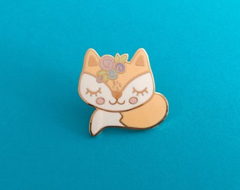 Pin de solapa de esmalte duro con diseño de macaron de zorro dormilón