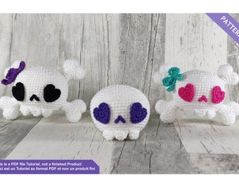 Kawaii skull crochet pattern, keychain crochet pattern, Amigurumi crochet pattern, Instant download PDF Files EN - FR