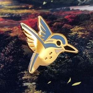 Kingfisher Enamel Pin
