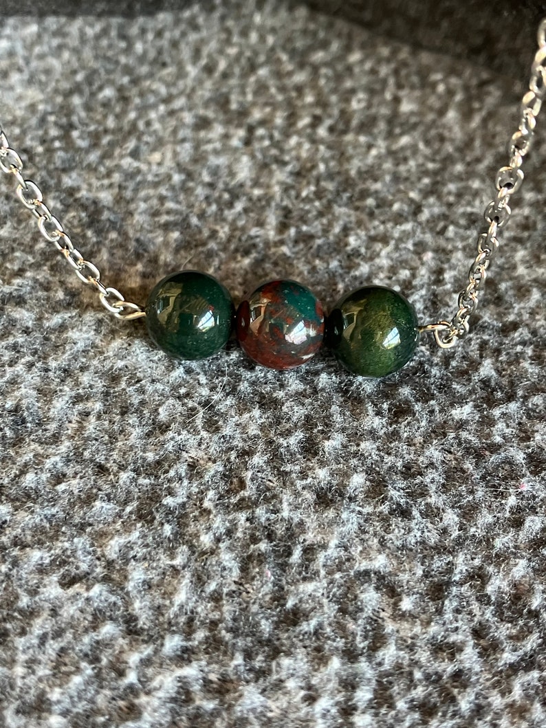 Bloodstone Necklace, Bloodstone Bar Necklace, Triple bead bloodstone necklace, Crystal Energy Healing Necklace imagem 7