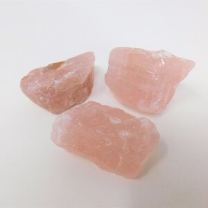 Raw Rose Quartz Metaphysical Protection Crystals for Spiritual Chakra Healing, Raw Pink Rose Quartz Crystal Represents Love and Fertility image 5