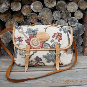 Véritable sac à bandoulière floral vintage en tapisserie RULA avec bandoulière en cuir, sac à main en tapisserie vintage, sac Rula, sac à bandoulière en tapisserie