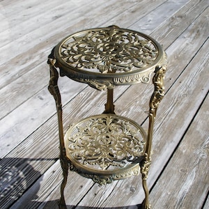 2 Level Flower Pot Stand, Brass Plant Stand, Vintage Brass Planter Holder, Bucket Stand, Art Deco, Brass Art, Home Décor, Garden Decor