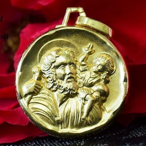 Vintage Saint Christopher Gold Plated Pendant, Drivers Amulet, Patron Saint of Travelers Medal