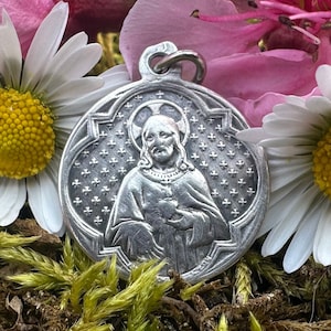Saint Margaret Mary Alacoque Silver Pendant, Jesus Sacred Heart Medal by L Penin, Antique Religious Jewelry, Spiritual Gift