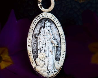 Our Lady of Victories Silver Pendant, Silver Mary and Jesus Gold Silver Engraved Medal, Antique Jewelry