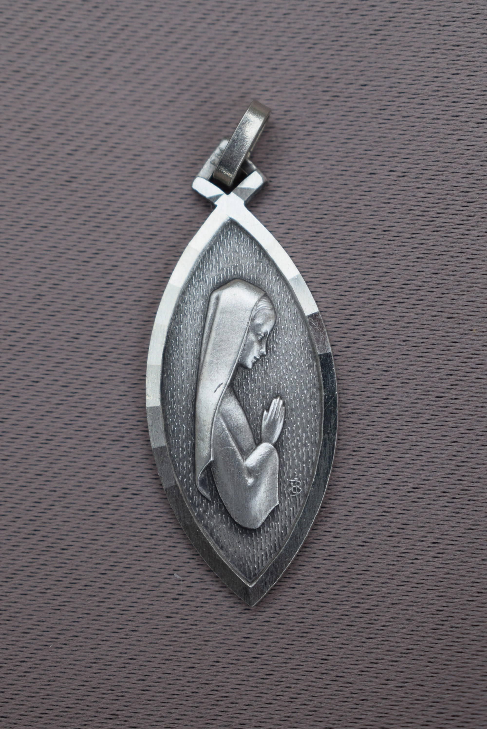 Médaille Du Portrait de La Vierge Marie - Millésime Français Grand Pendentif Médaille d'argent Notre