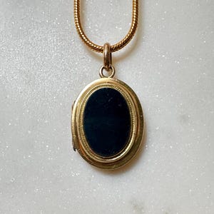 ELEGANT Photo Locket Pendant, French 1800&#39;s Mourning Jewelry, Antique Medallion, Gift for Her