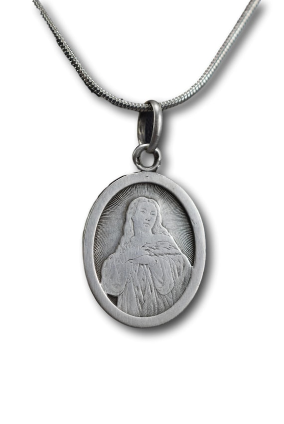 Virgin Mary Engraved Sterling Silver Medal Pendant Ne… Gem