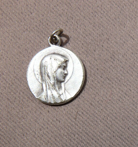 Médaille Notre-Dame Vierge Marie - Souvenir de Lourdes Pendentif Médaille Religieuse Français Bernda