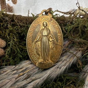 Vintage Gold Miraculous Medal, French Religious Pendant of Mary 1830, Vachette Design Charm, Catholic Gift