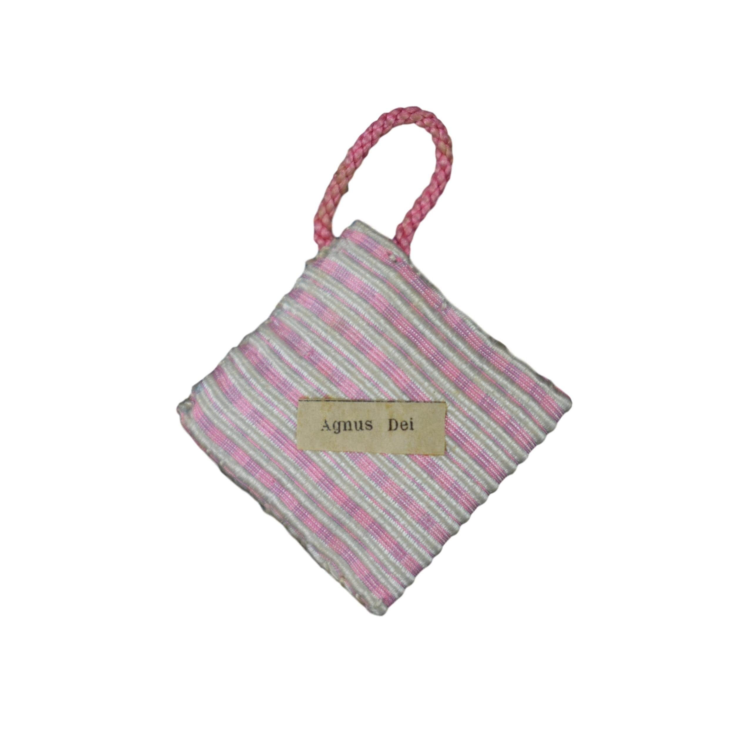 Français Hand Made Agnus Dei Fabric Pendant