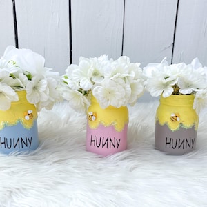 Pooh Honey Pot mason jar PINT SET, Pooh centerpiece, Bumble Bee baby shower, Mommy to bee baby shower, Hunny pot decor, Winnie the pooh