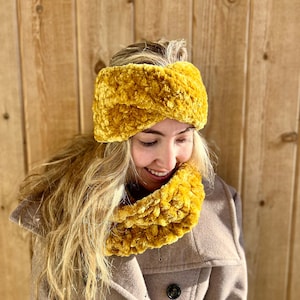 Crocheted Bulky Velvety Ear Warmer, Neck Cowl & Cuffed Mittens Set