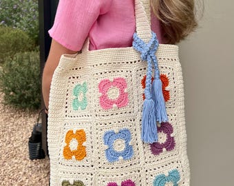 Crocheted Cotton Summer Tote Bag: Boho Blossom Design with Tassel