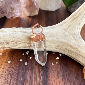 Copper Electroformed Quartz Crystal Necklace / Terminated Quartz Crystal / Crystal Necklace / Quartz Crystal Point / Electroform Jewelry