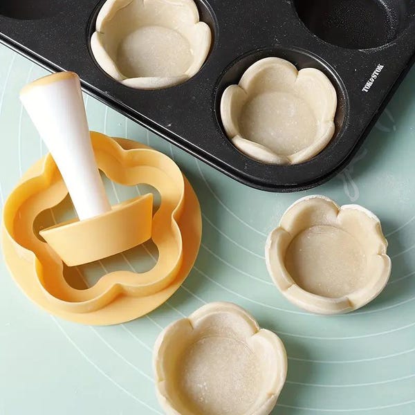 Flower Tart Cutter and Tamper Set: Mini Pie Crust Mold (2pcs)