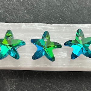 THREE Green Starfish Beads, 14mm, AB Glass, Plated Glass, Aura Plated, Starfish, Glass Star Beads, Green Stars, Stars, Earring Beads