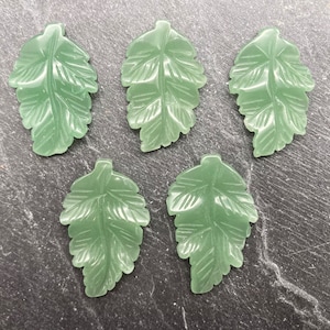One Carved Aventurine Leaf Bead, 40mm, Natural, Leaf Bead, Aventurine Bead, Focal Bead, Green Stone, Pendant Bead, Aventurine, Carved, Leaf