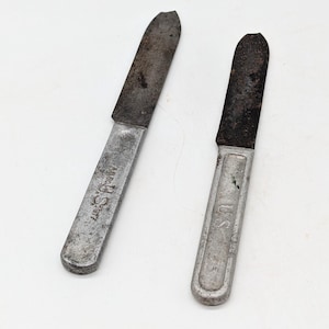 Pair of US Army Mess Knives - WWI WWII Mess Kit Metal Knife 1917