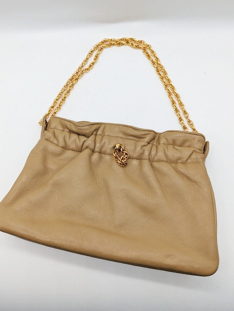 Vintage Beige Leather Clutch with Gold Tone Chain Shoulder Strap image 4