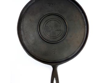 Griswold Cast Iron Skillet Griddle No.8, Pattern 738