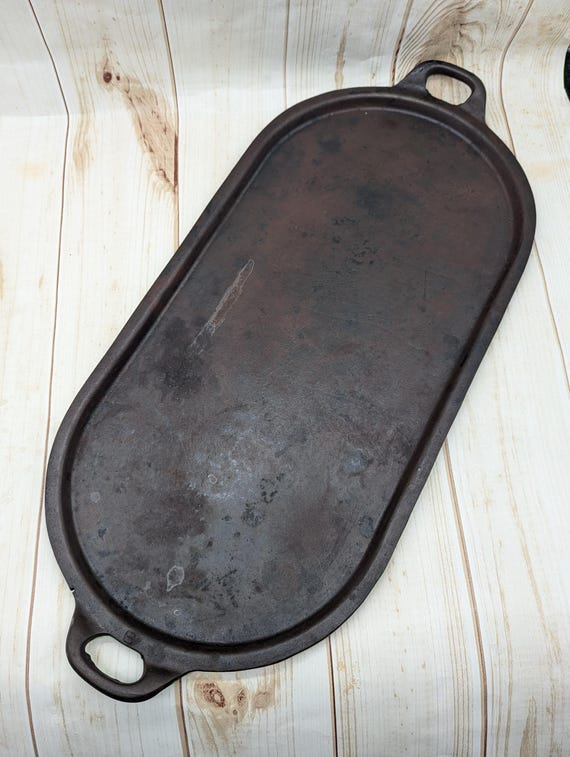 Slant Griswold No. 9 Long Oval Griddle 22.5