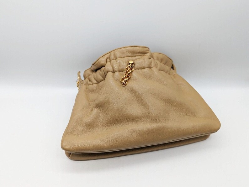 Vintage Beige Leather Clutch with Gold Tone Chain Shoulder Strap image 8