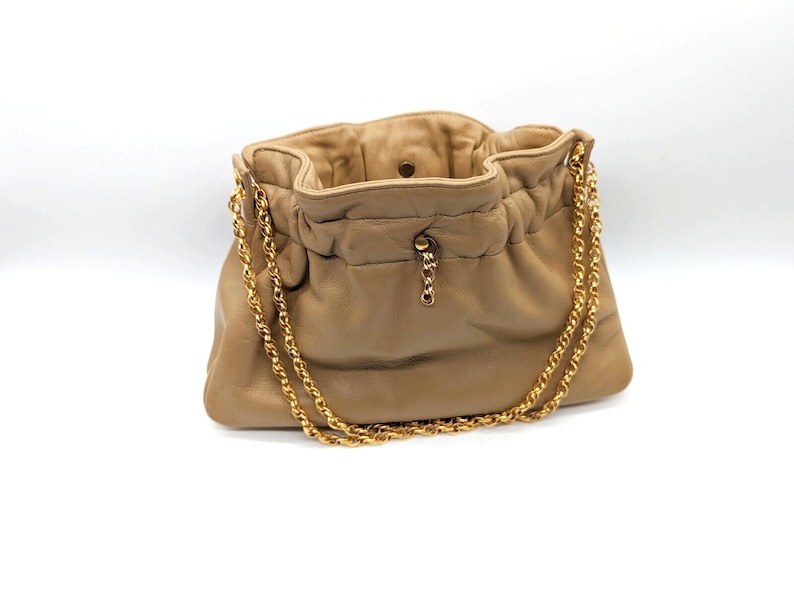 Vintage Beige Leather Clutch with Gold Tone Chain Shoulder Strap image 5