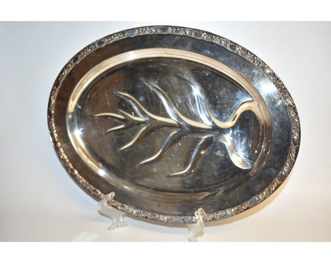 Vintage Silver Plate Meat Tray With Tree and Juice Well, 16 1/2 Long